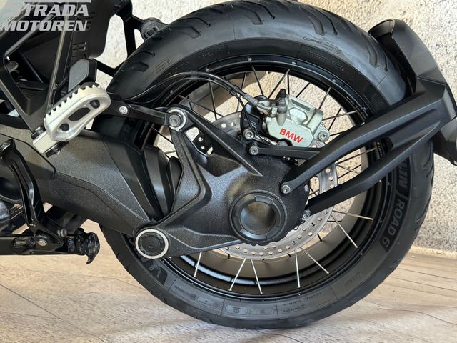 bmw - r-1300-gs-adventure-triple-black
