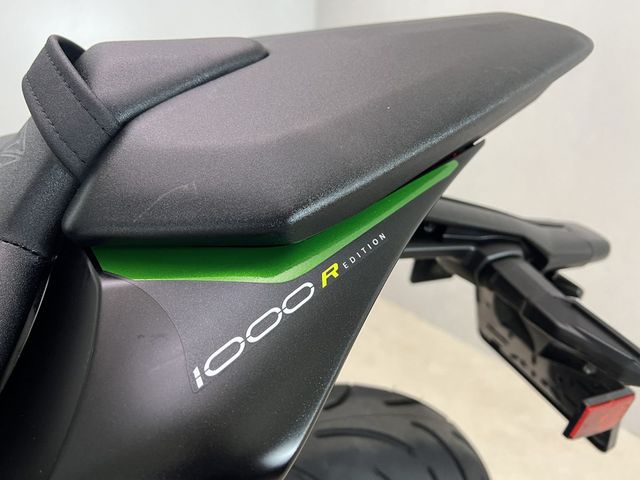 kawasaki - z1000-r