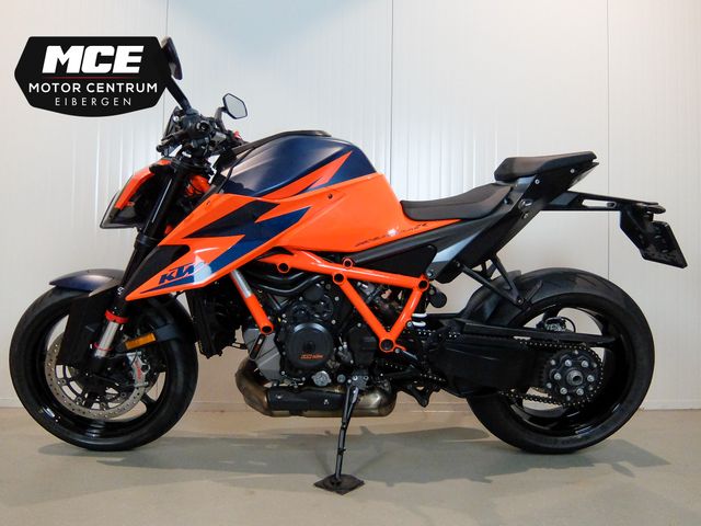 ktm - 1290-super-duke-r