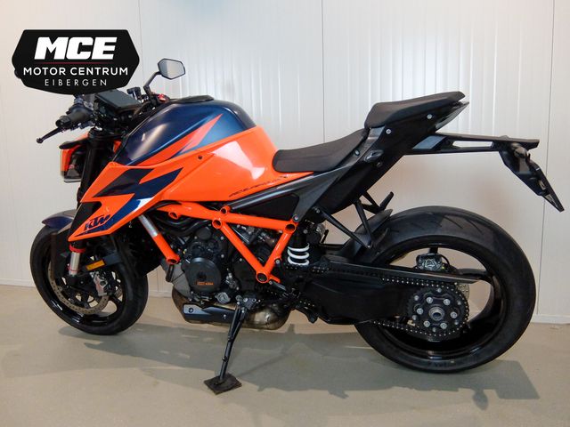 ktm - 1290-super-duke-r