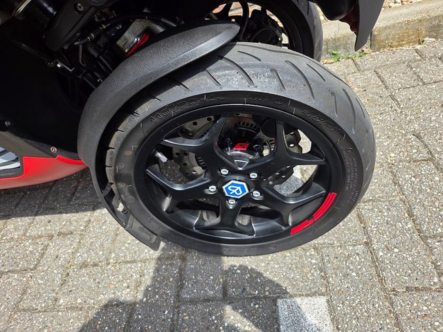 piaggio - mp3-500-hpe-sport-abs-asr