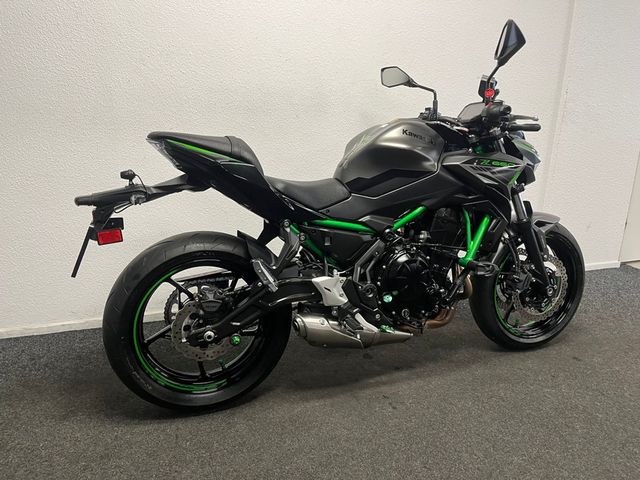 kawasaki - z650