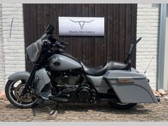 HARLEY-DAVIDSON STREET GLIDE FLHX