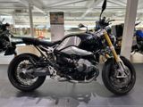 BMW R NINE T