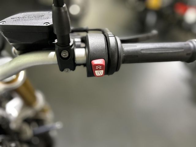 bmw - r-nine-t
