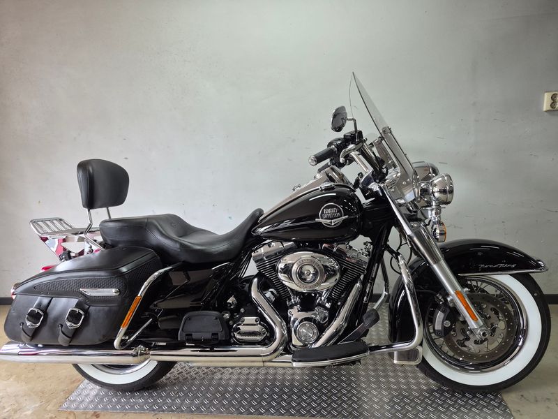 Harley-Davidson Road King Classic Flhrc 2010 occasion