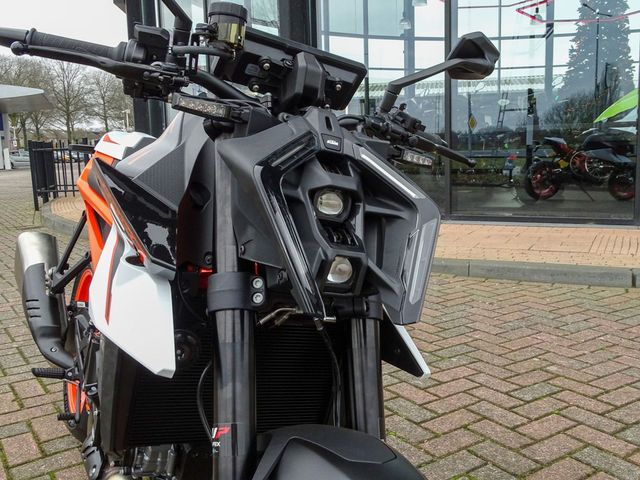 ktm - 990-duke-r