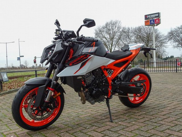 ktm - 990-duke-r