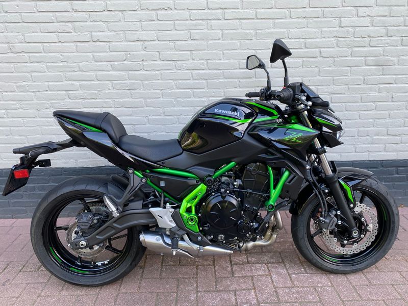 Kawasaki Z650 2024 occasion