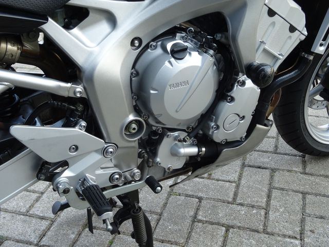 yamaha - fz-6-s2