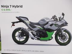 KAWASAKI NINJA 7 HYBRID