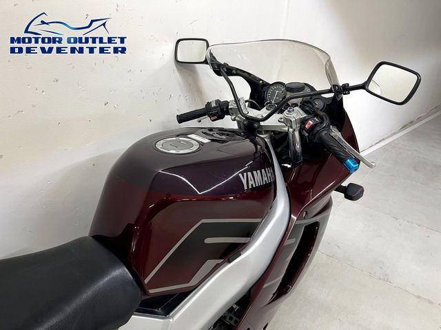 yamaha - fzr-600-r