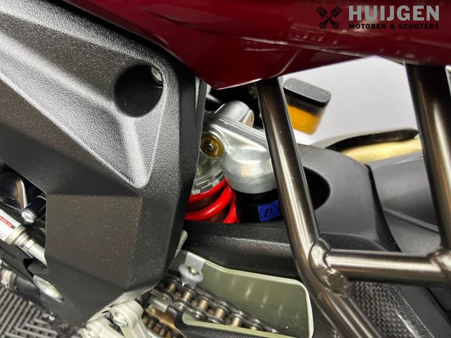 mv-agusta - brutale-800