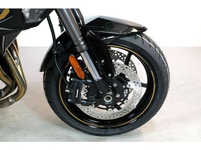 kawasaki - versys-1100-se