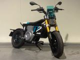 BMW CE 02
