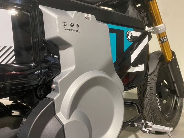 bmw - ce-02