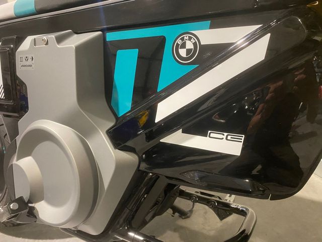 bmw - ce-02