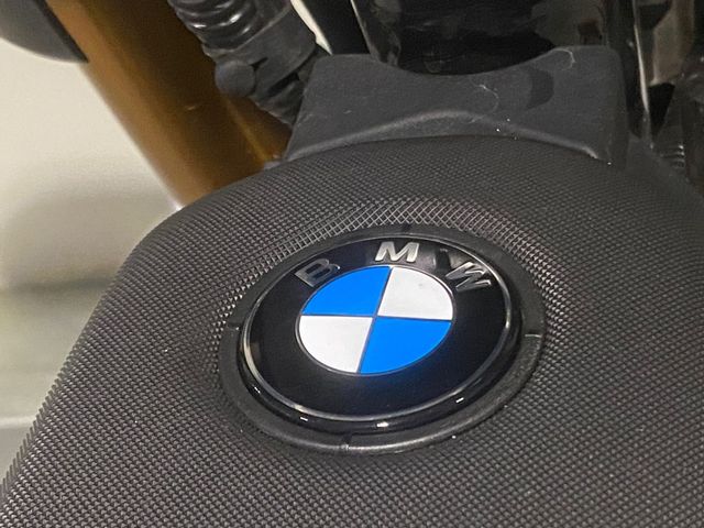 bmw - ce-02