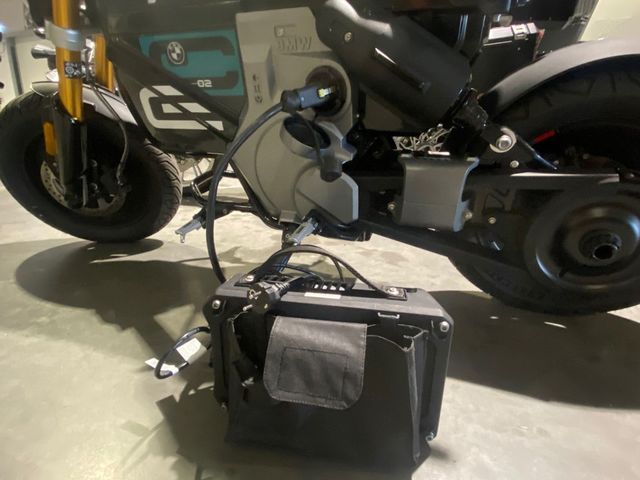 bmw - ce-02