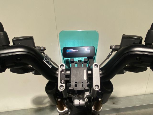 bmw - ce-02