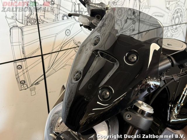 ducati - diavel-v4