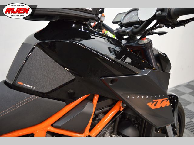 ktm - 1290-super-duke-r