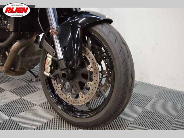 ktm - 1290-super-duke-r