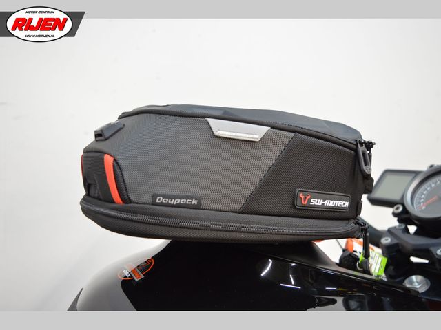 ktm - 1290-super-duke-r