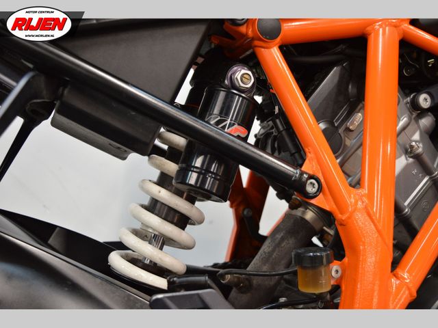 ktm - 1290-super-duke-r