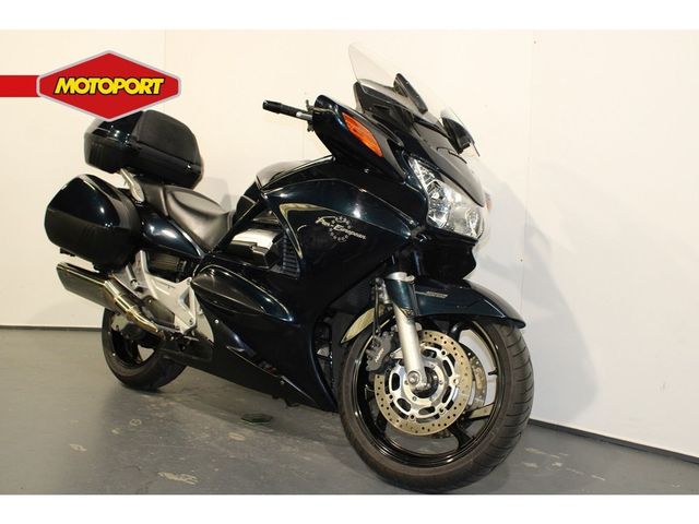 honda - st-1300-pan-european