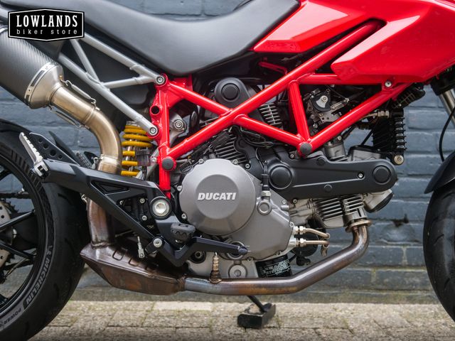 ducati - hypermotard-796