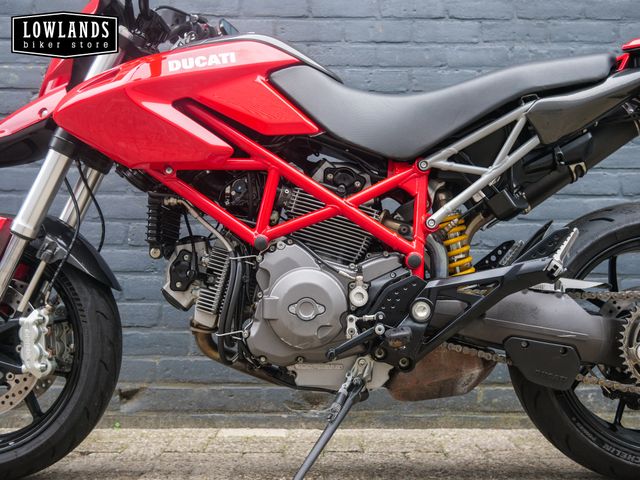 ducati - hypermotard-796