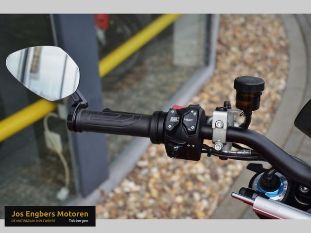 ducati - streetfighter-v4s