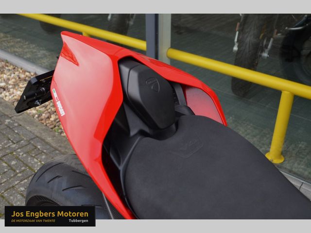 ducati - streetfighter-v4s