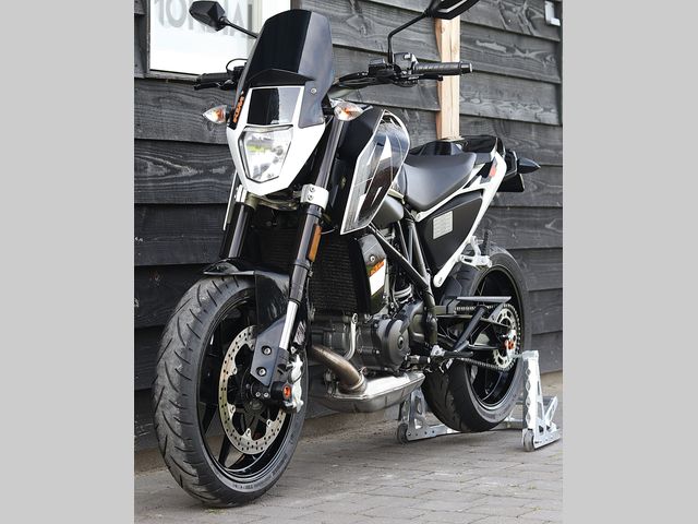 ktm - 690-duke-abs