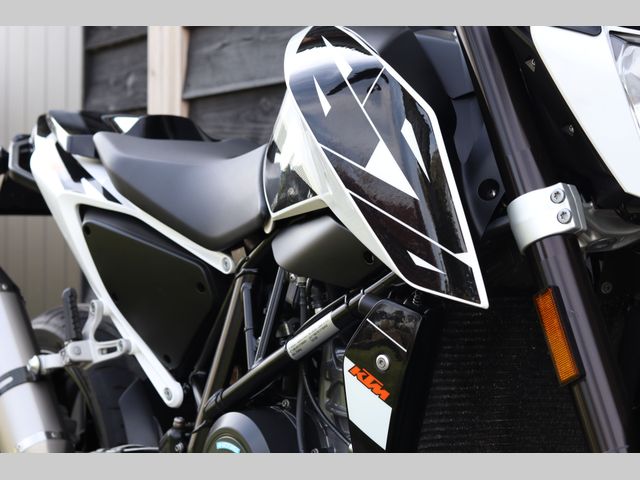 ktm - 690-duke-abs