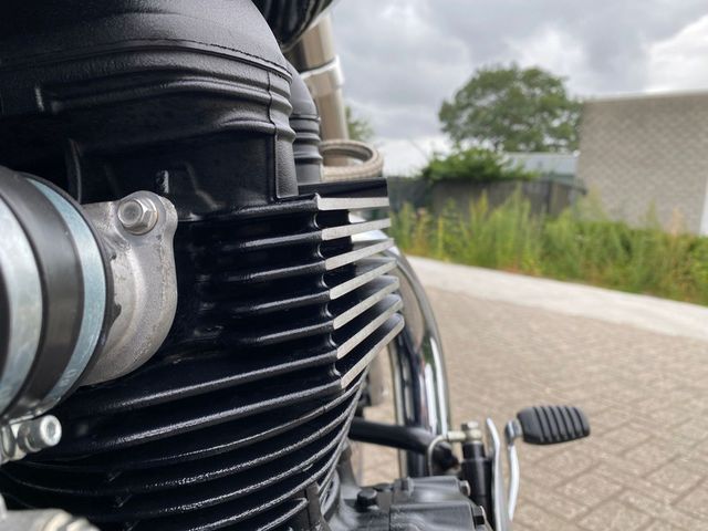 triumph - speedmaster