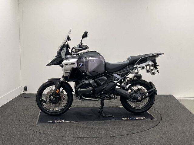 bmw - r-1300-gs-adventure-triple-black