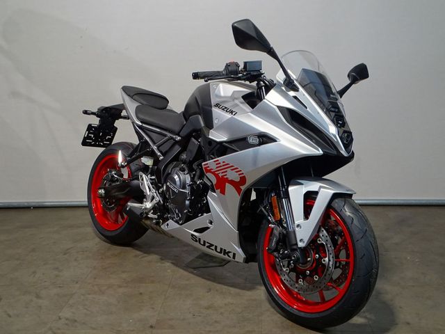 suzuki - gsx-8r