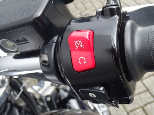 triumph - thunderbird-lt-abs