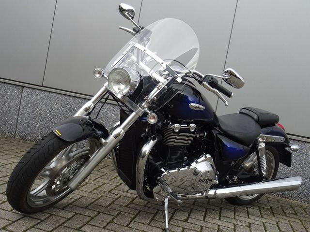 triumph - thunderbird-lt-abs