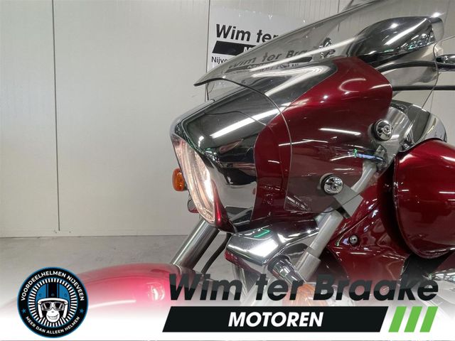 suzuki - m-1800-r-intruder