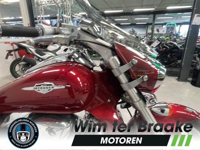 suzuki - m-1800-r-intruder
