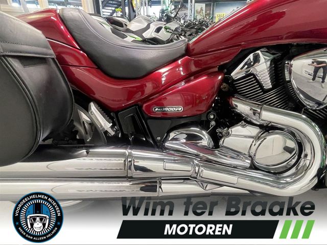 suzuki - m-1800-r-intruder