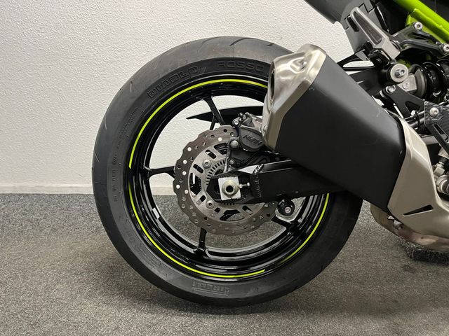 kawasaki - z900