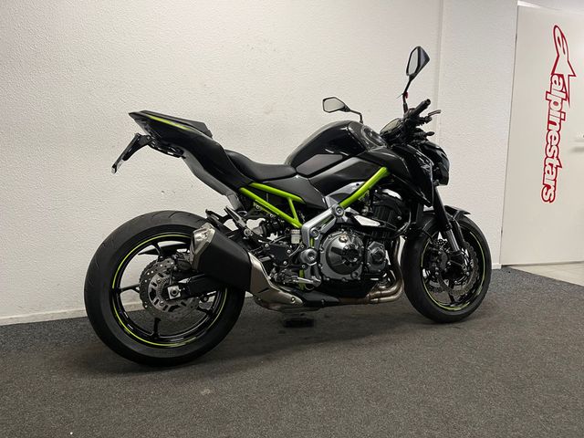kawasaki - z900