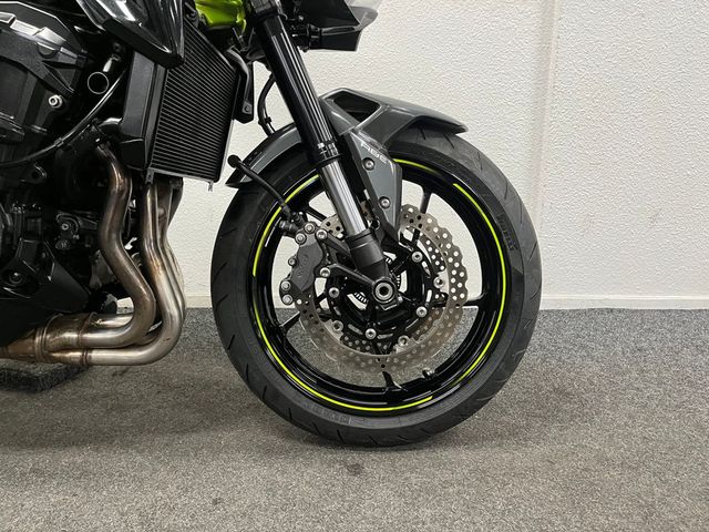 kawasaki - z900