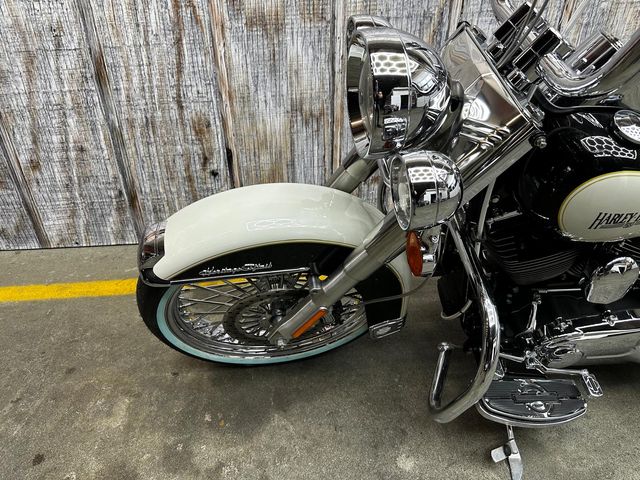 harley-davidson - heritage-softail-classic-flstc