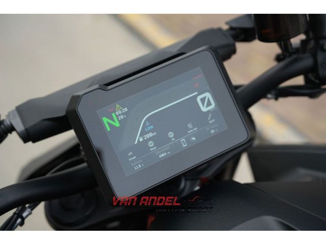 ktm - 1390-super-duke-r-evo