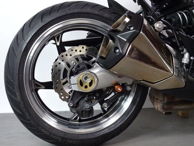 kawasaki - z1000